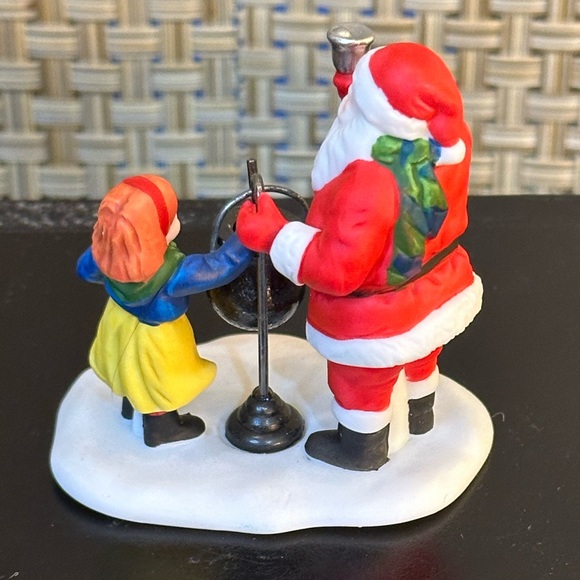 ๐๐HP๐Department 56 "Tis The Season" Heritage Village Bell Ringing Santa - Picture 7 of 10